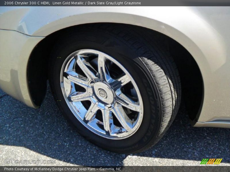 Linen Gold Metallic / Dark Slate Gray/Light Graystone 2006 Chrysler 300 C HEMI