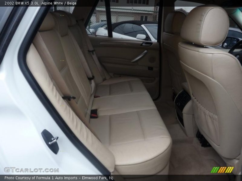 Alpine White / Beige 2002 BMW X5 3.0i