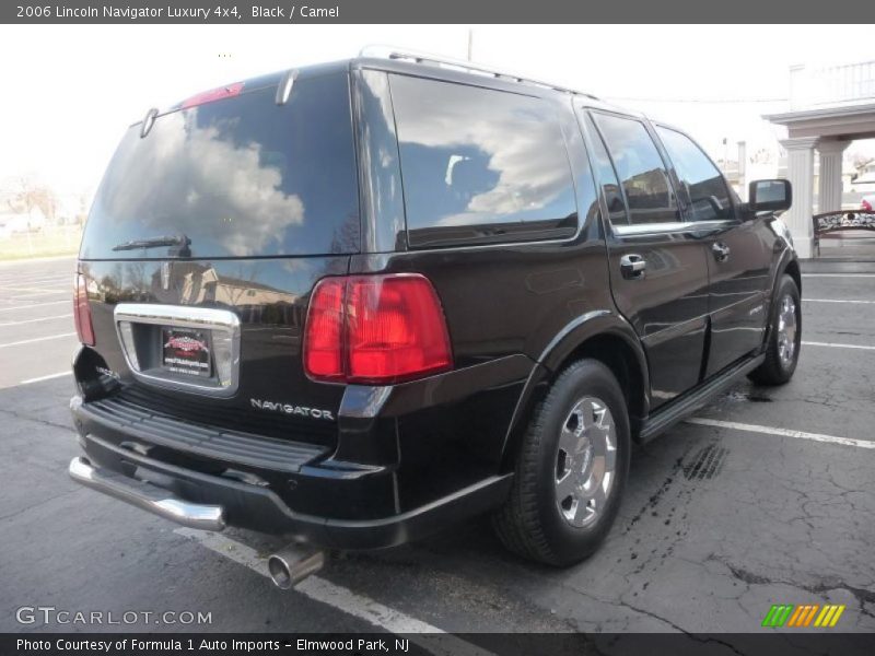 Black / Camel 2006 Lincoln Navigator Luxury 4x4
