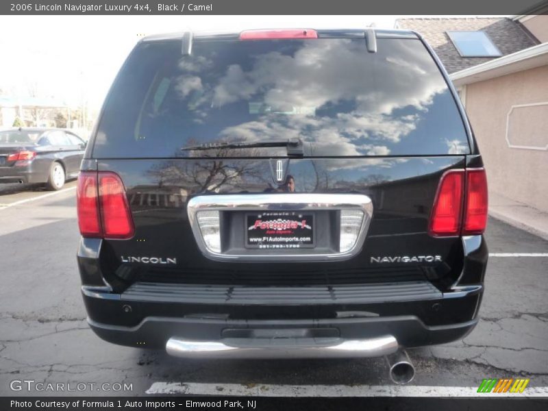 Black / Camel 2006 Lincoln Navigator Luxury 4x4