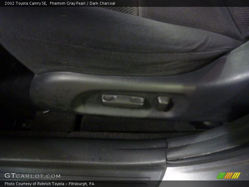 Phantom Gray Pearl / Dark Charcoal 2002 Toyota Camry SE