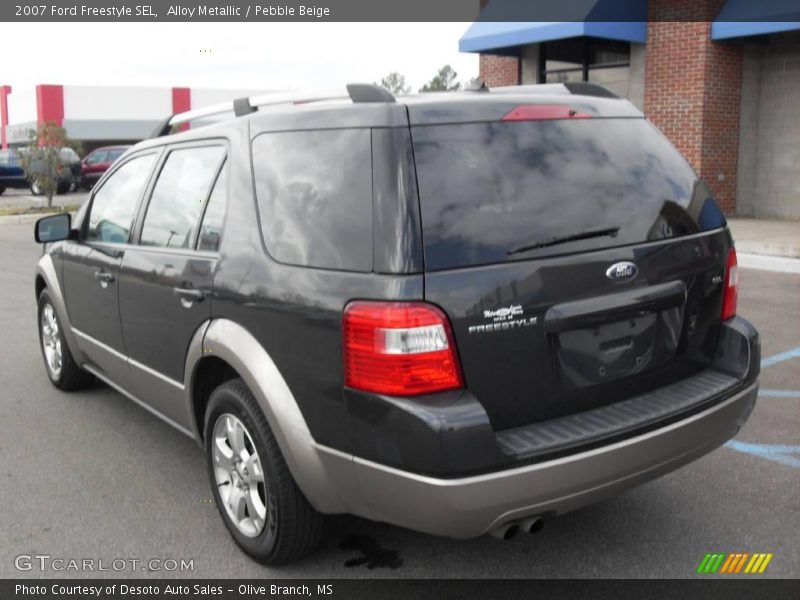 Alloy Metallic / Pebble Beige 2007 Ford Freestyle SEL