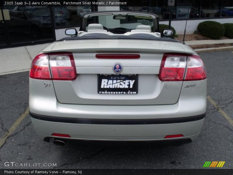 Parchment Silver Metallic / Parchment 2005 Saab 9-3 Aero Convertible
