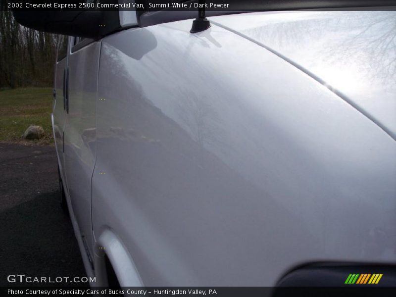Summit White / Dark Pewter 2002 Chevrolet Express 2500 Commercial Van