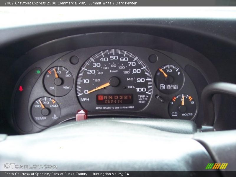 Summit White / Dark Pewter 2002 Chevrolet Express 2500 Commercial Van
