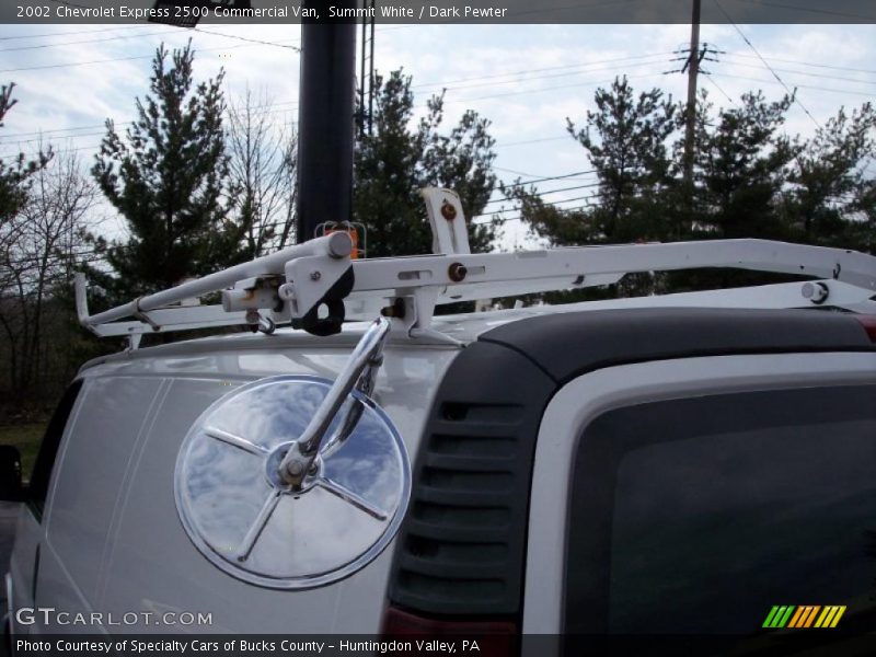 Summit White / Dark Pewter 2002 Chevrolet Express 2500 Commercial Van