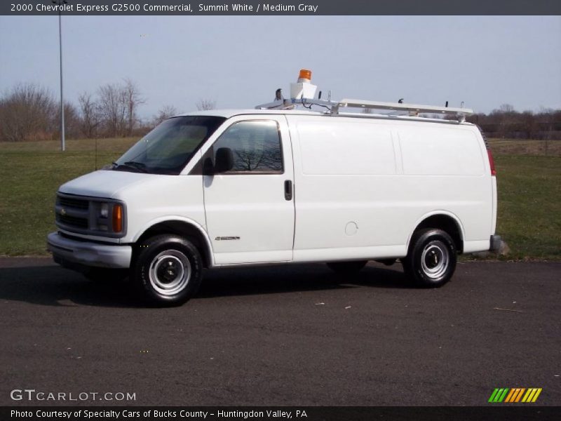  2000 Express G2500 Commercial Summit White