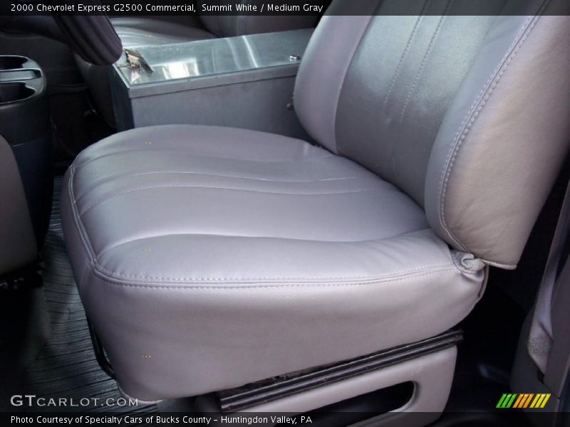 Summit White / Medium Gray 2000 Chevrolet Express G2500 Commercial