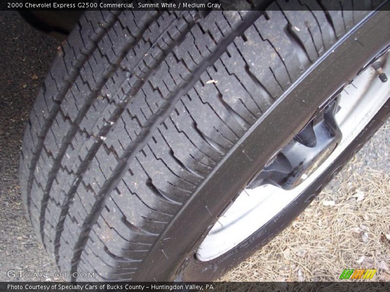 Summit White / Medium Gray 2000 Chevrolet Express G2500 Commercial