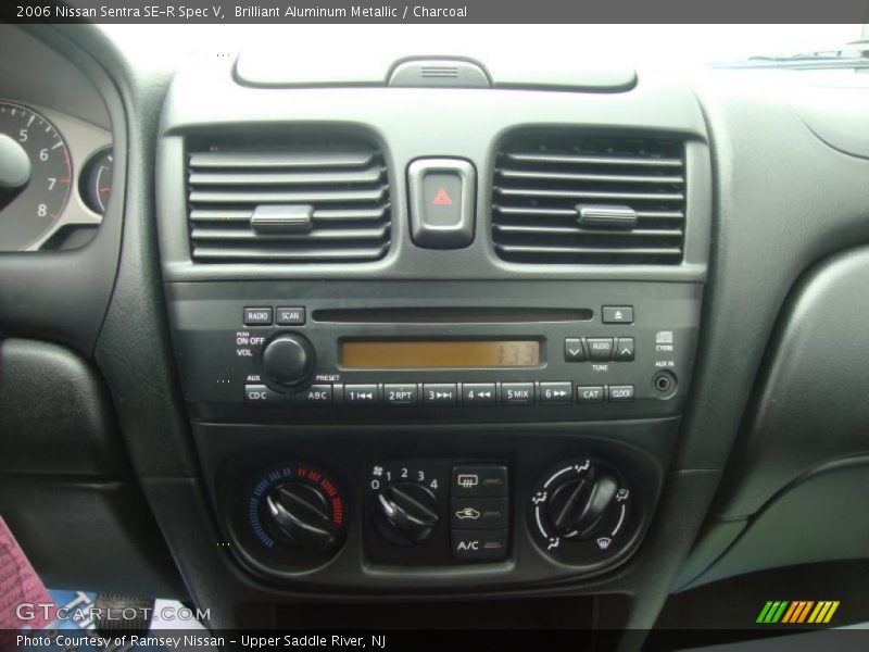 Controls of 2006 Sentra SE-R Spec V