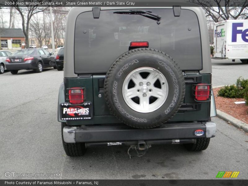 Shale Green Metallic / Dark Slate Gray 2004 Jeep Wrangler Sahara 4x4