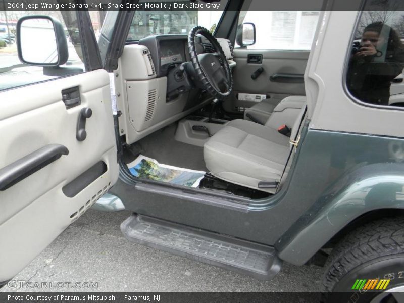 Shale Green Metallic / Dark Slate Gray 2004 Jeep Wrangler Sahara 4x4
