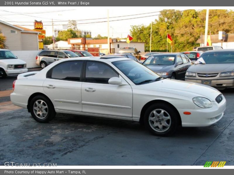 White Pearl / Beige 2001 Hyundai Sonata GLS V6