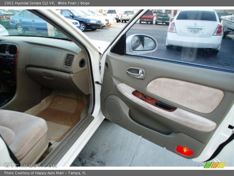 White Pearl / Beige 2001 Hyundai Sonata GLS V6
