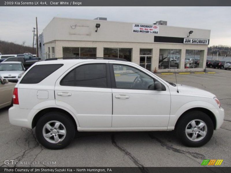Clear White / Beige 2009 Kia Sorento LX 4x4