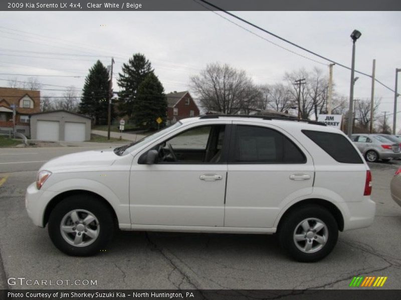 Clear White / Beige 2009 Kia Sorento LX 4x4