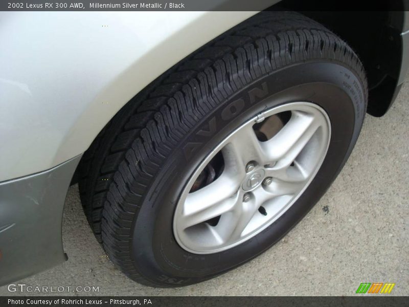 Millennium Silver Metallic / Black 2002 Lexus RX 300 AWD