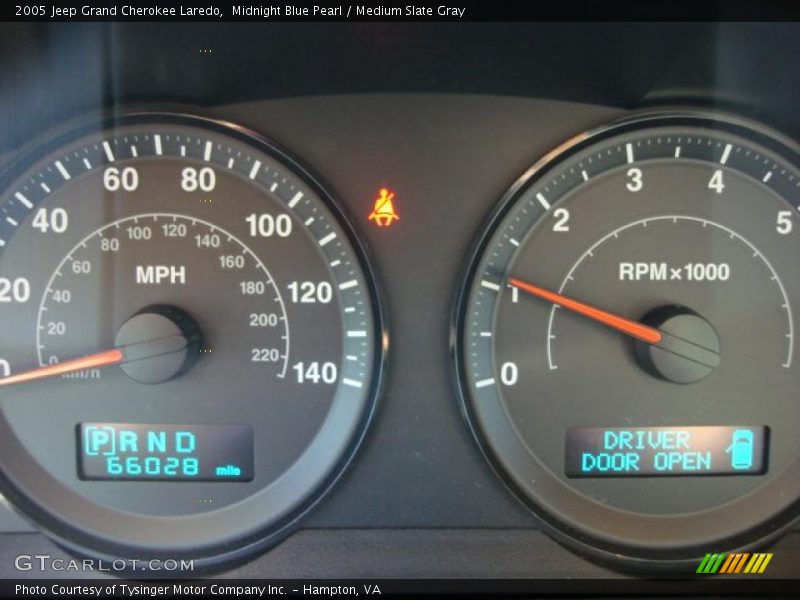 Midnight Blue Pearl / Medium Slate Gray 2005 Jeep Grand Cherokee Laredo
