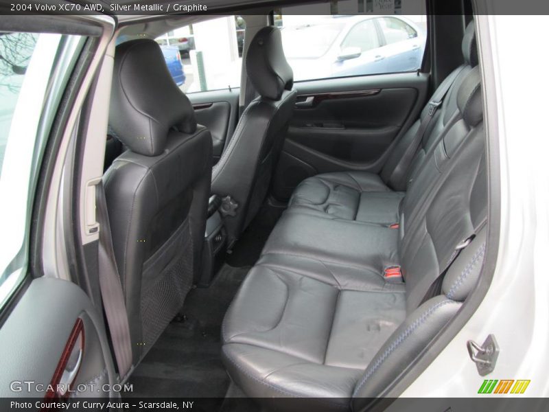 Silver Metallic / Graphite 2004 Volvo XC70 AWD
