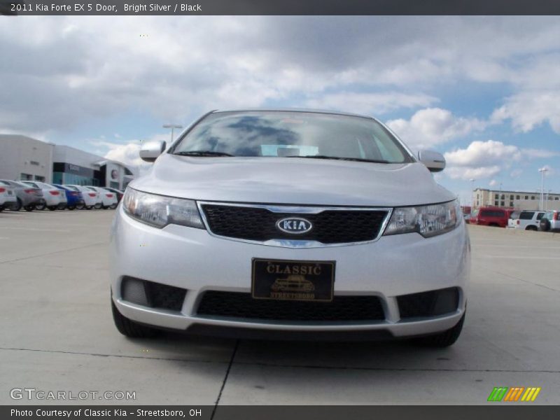 Bright Silver / Black 2011 Kia Forte EX 5 Door