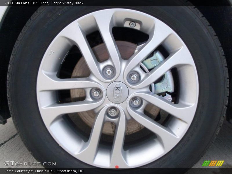  2011 Forte EX 5 Door Wheel