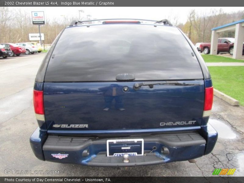 Indigo Blue Metallic / Graphite 2002 Chevrolet Blazer LS 4x4