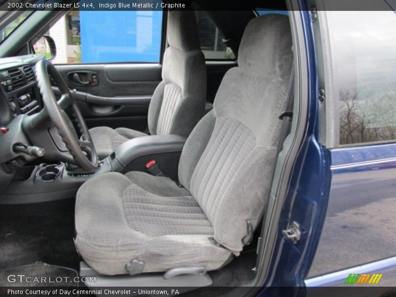Indigo Blue Metallic / Graphite 2002 Chevrolet Blazer LS 4x4