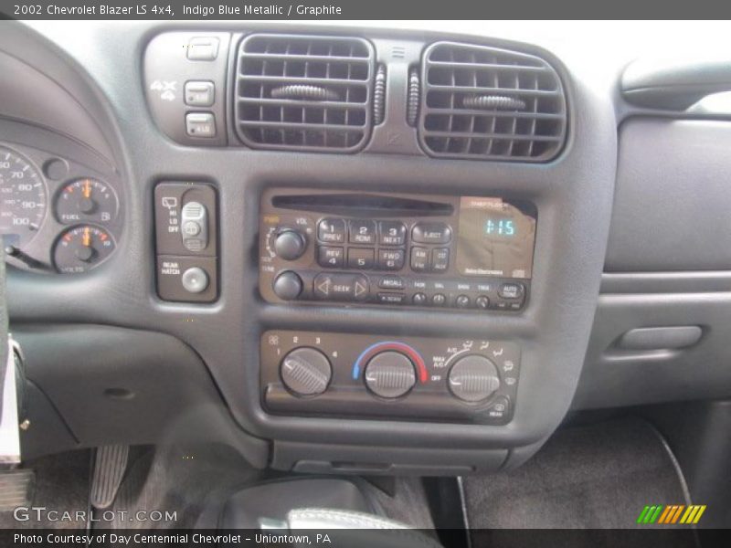 Indigo Blue Metallic / Graphite 2002 Chevrolet Blazer LS 4x4