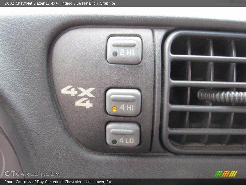 Controls of 2002 Blazer LS 4x4