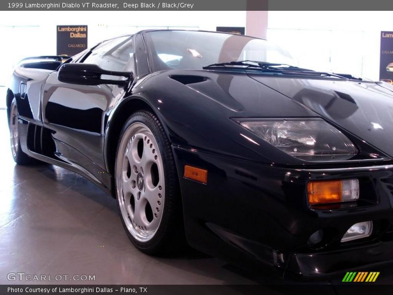 Deep Black / Black/Grey 1999 Lamborghini Diablo VT Roadster