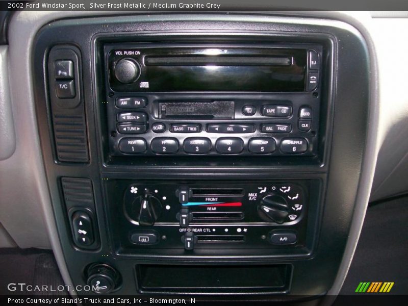 Controls of 2002 Windstar Sport