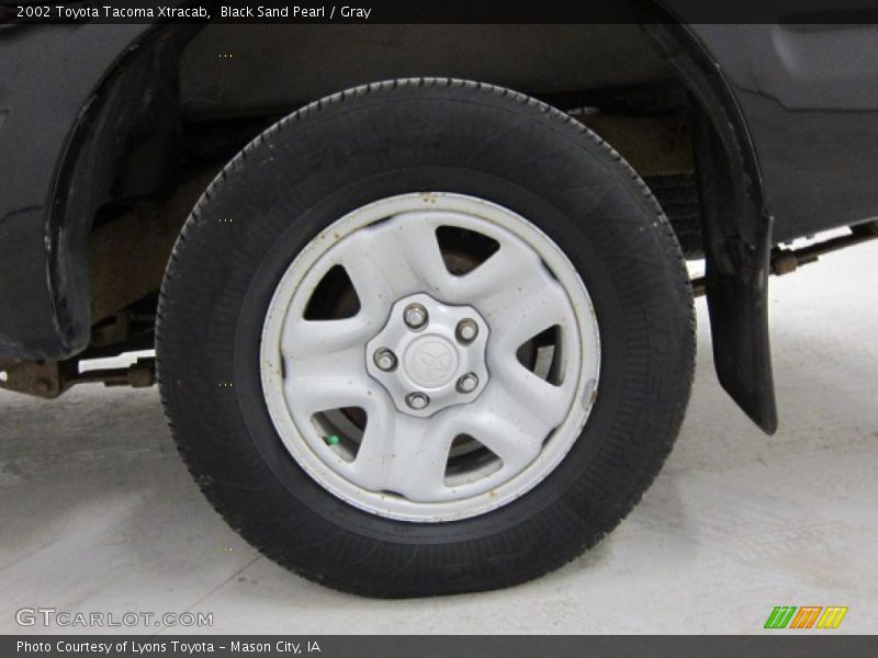 Black Sand Pearl / Gray 2002 Toyota Tacoma Xtracab