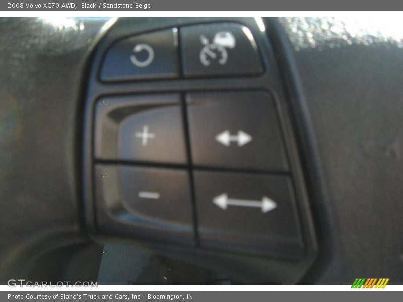 Black / Sandstone Beige 2008 Volvo XC70 AWD