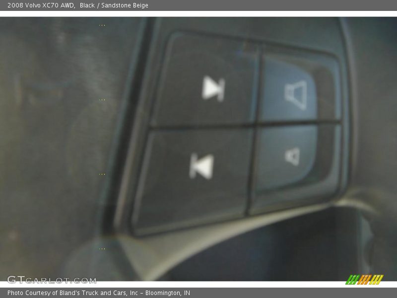 Black / Sandstone Beige 2008 Volvo XC70 AWD