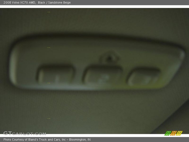 Black / Sandstone Beige 2008 Volvo XC70 AWD