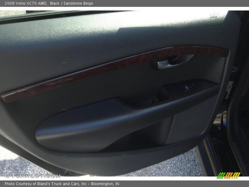 Black / Sandstone Beige 2008 Volvo XC70 AWD