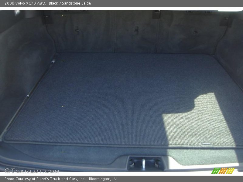 Black / Sandstone Beige 2008 Volvo XC70 AWD