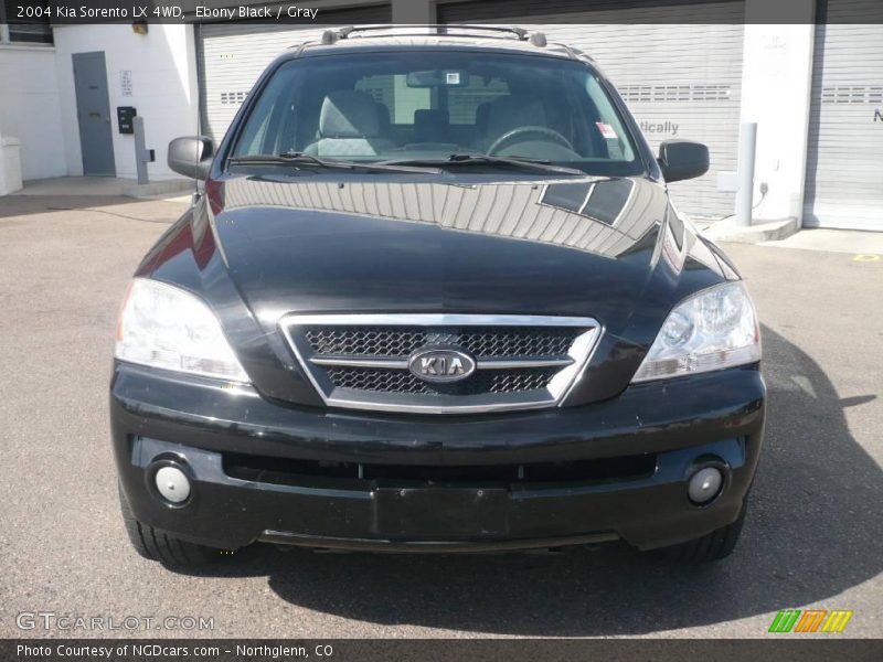 Ebony Black / Gray 2004 Kia Sorento LX 4WD