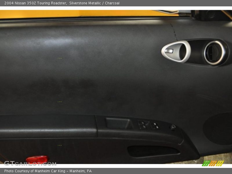 Silverstone Metallic / Charcoal 2004 Nissan 350Z Touring Roadster