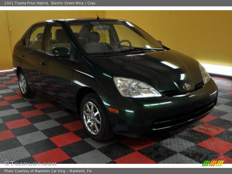 Electric Green Mica / Gray 2001 Toyota Prius Hybrid