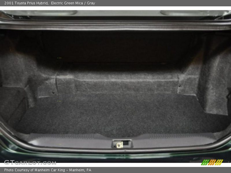  2001 Prius Hybrid Trunk