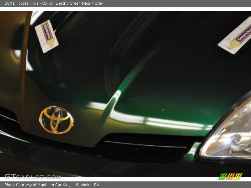 Electric Green Mica / Gray 2001 Toyota Prius Hybrid