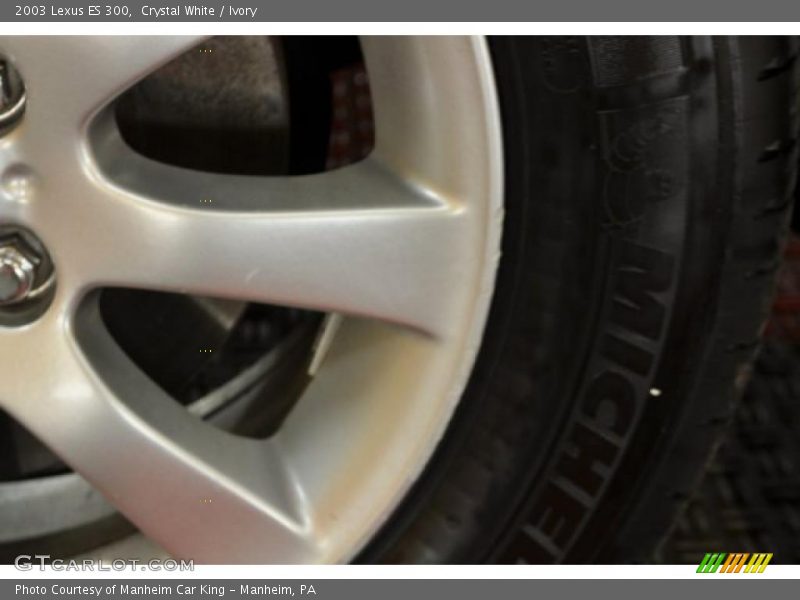 Crystal White / Ivory 2003 Lexus ES 300