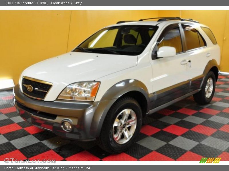 Clear White / Gray 2003 Kia Sorento EX 4WD