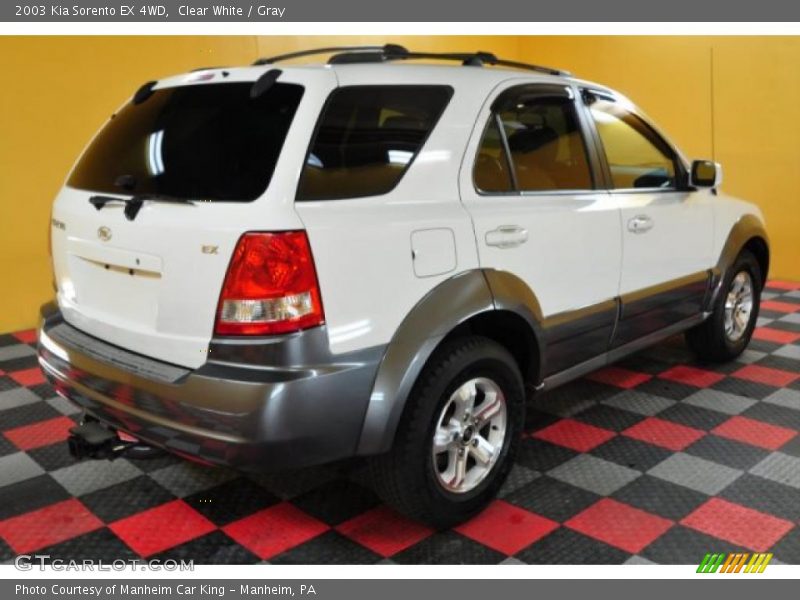 Clear White / Gray 2003 Kia Sorento EX 4WD