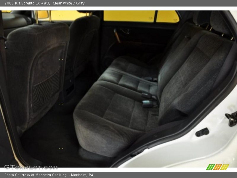 Clear White / Gray 2003 Kia Sorento EX 4WD