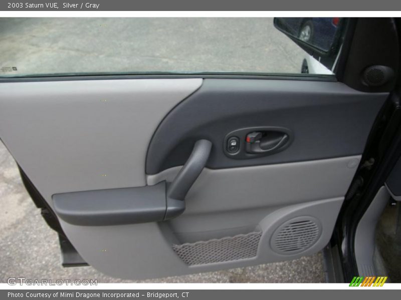 Silver / Gray 2003 Saturn VUE