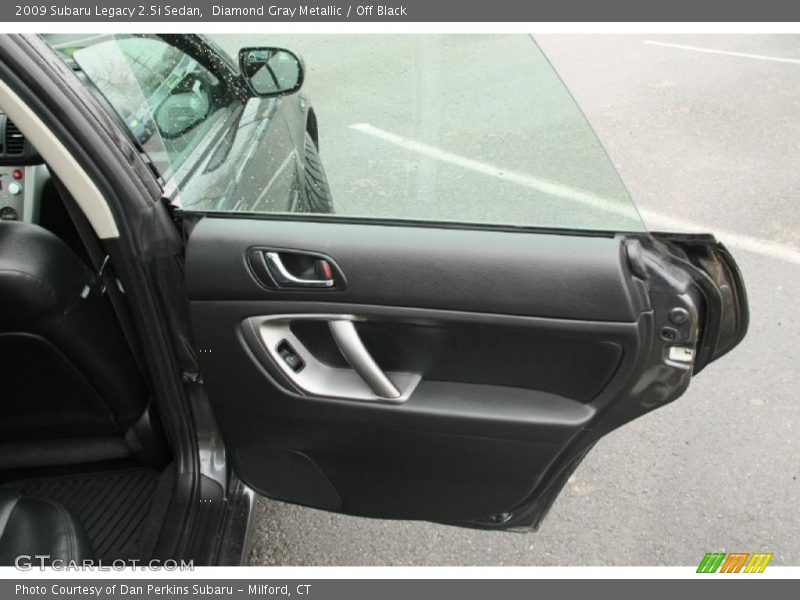 Diamond Gray Metallic / Off Black 2009 Subaru Legacy 2.5i Sedan
