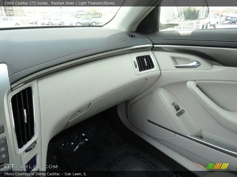 Radiant Silver / Light Titanium/Ebony 2009 Cadillac CTS Sedan