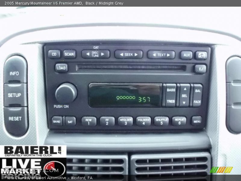 Black / Midnight Grey 2005 Mercury Mountaineer V6 Premier AWD